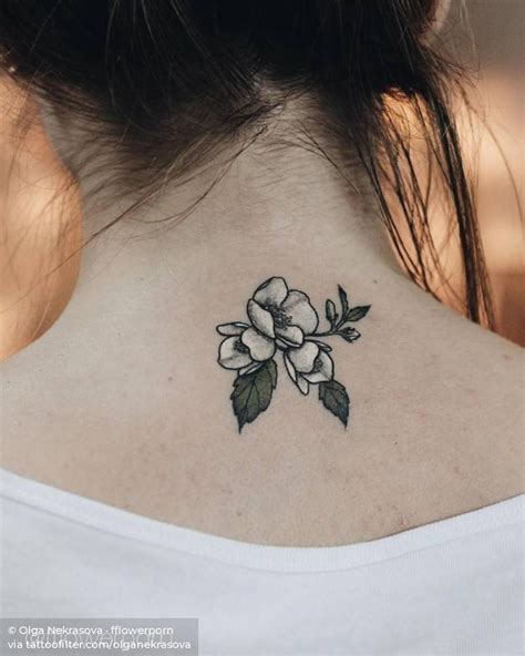 diseo de jazmines tatuajes|Tatuaje de un jazmin